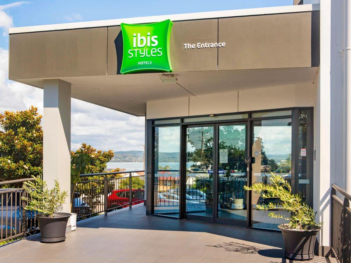 Ibis Styles The Entrance Hotel Exterior photo