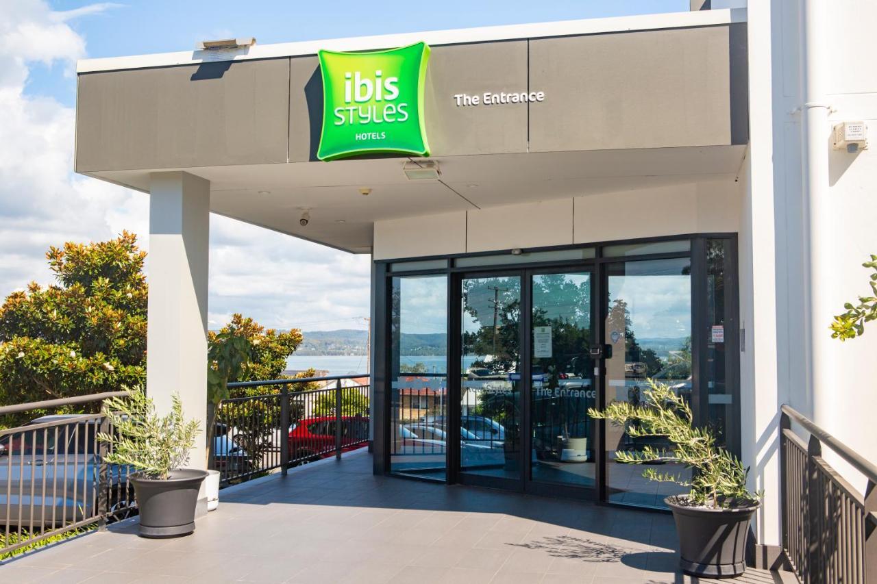 Ibis Styles The Entrance Hotel Exterior photo